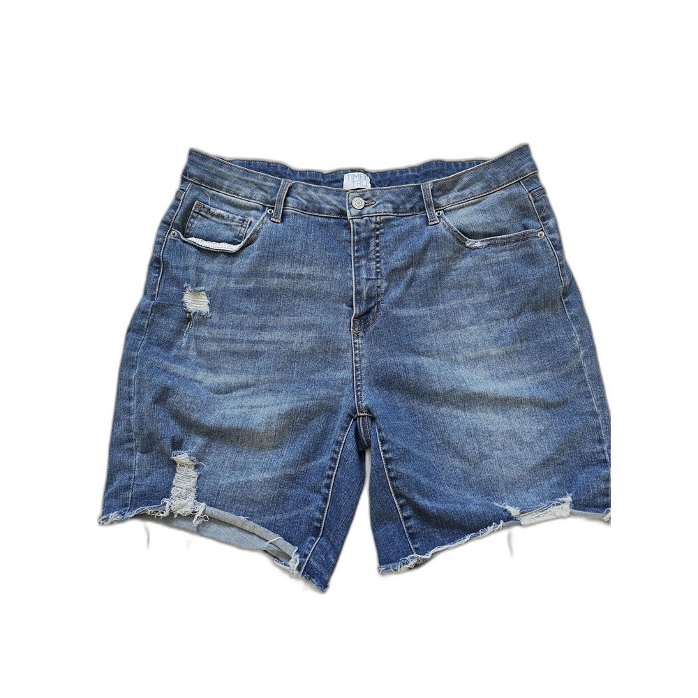 Time and Tru Women’s Distressed Denim Shorts Size 18 Medium Wash